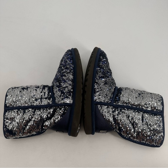 Ugg Classic Short Blue Sequin Shearling Lined Winter Boots 6 - Picture 6 of 8